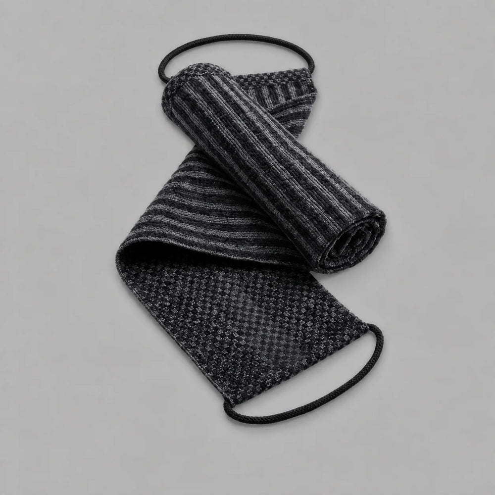 Exfoliating Shower Towel – Bamboo & Charcoal