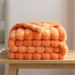 Cloud Throw in Faux Fur – Double-Layered and Extra Warm