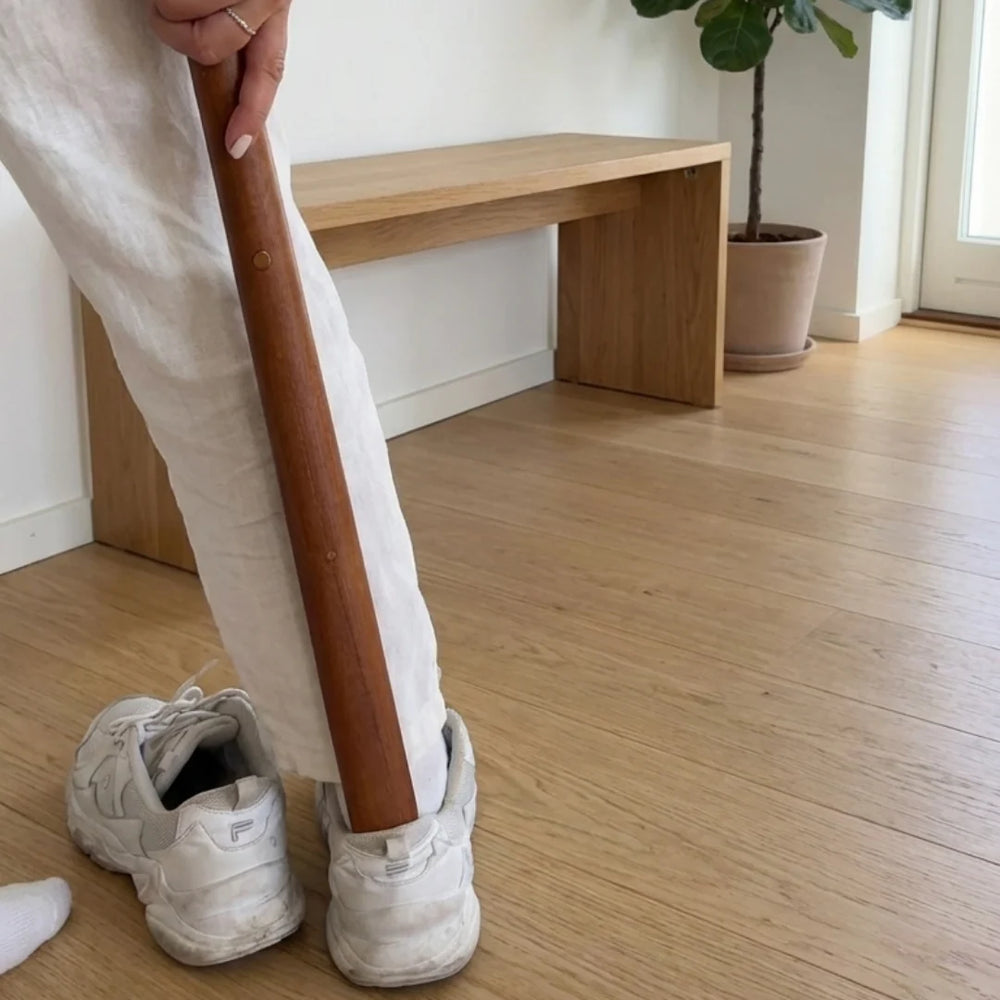 Magnetisk Skohorn i Massivt Træ – 55 cm